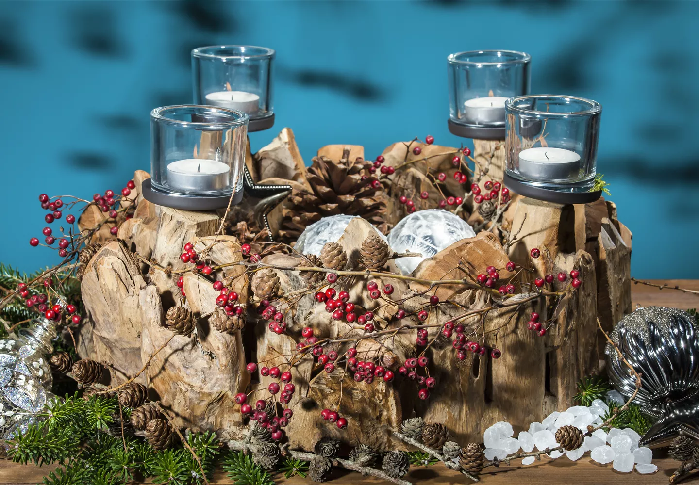 Bald ist erster Advent – und hier kommen die Kränze von klassisch bis extravagant Bald ist erster Advent – und hier kommen die Kränze von klassisch bis extravagant